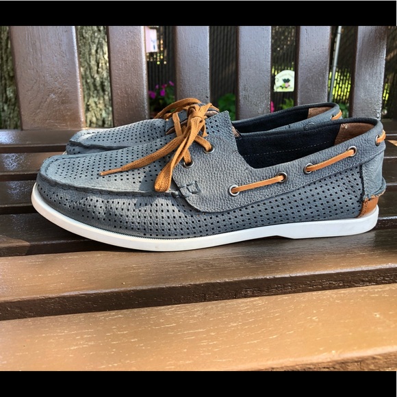 madden boat shoes